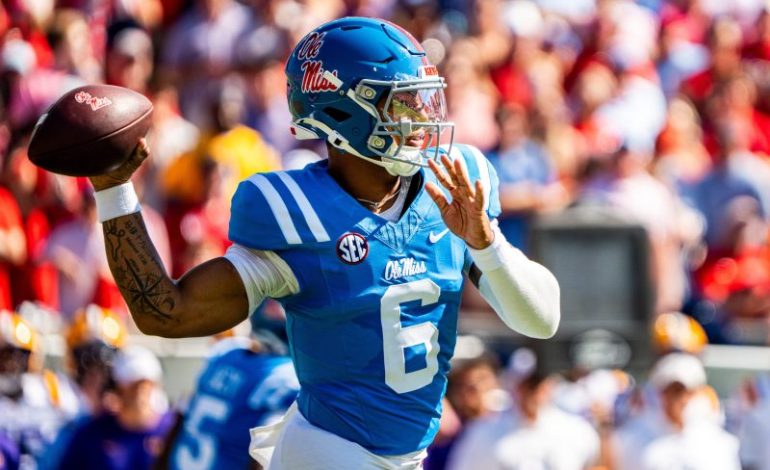  College football Week 8 picks, odds for every top-25 matchup