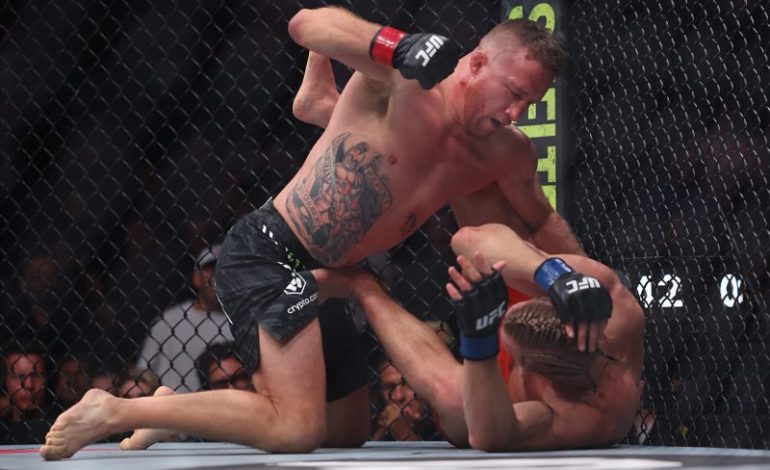  Gaethje defeats Pimblett in epic battle: Fight card highlights